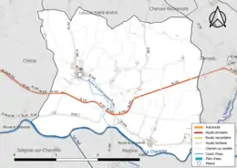 Carte en couleur présentant le réseau hydrographique de la commune