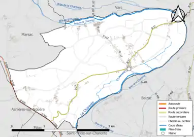 Carte en couleur présentant le réseau hydrographique de la commune