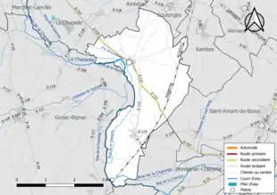 Carte en couleur présentant le réseau hydrographique de la commune