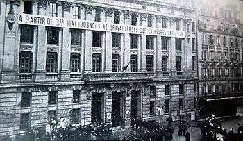 La bourse du travail, 3, rue du Château-d'Eau (1906). Grève pour les huit heures.