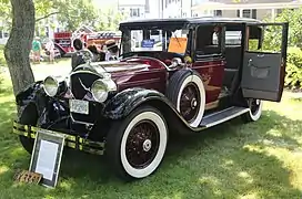 Packard Six 533 Sedan (1927)