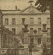 Entrée et façade principale de l'hôtel, en 1934.