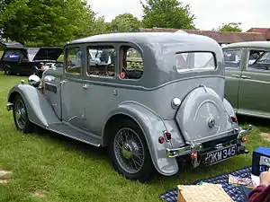 Rover 10 P1 6-light saloon