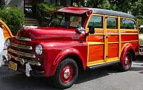 Dodge Suburban 1949.