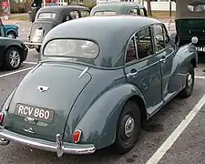 Berline Minor à quatre portes enregistrée en octobre 1953