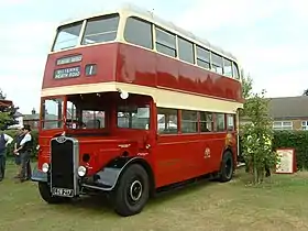 Omnibus Guy Arab III de 1954 de la Southampton Corporation.