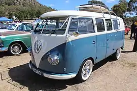 Volkswagen Combi (1950) 4-cylindres de Coccinelle.