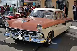 Customline Fordomatic 1958.