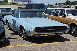 Ford Thunderbird berline landau de 1967