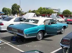 Ford Thunderbird berline de 1969