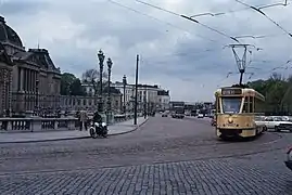 Anciens rails du tramway de Bruxelles, depuis démontés.