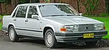 Volvo 760 GLE grise en Australie