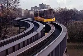 Le M-Bahn de Berlin photographié en 1990.