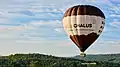 2ème montgolfière avec le visuel de la chaîne des Puys