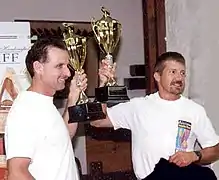 Champions du Triple Crown Canoe Racing 2001.
