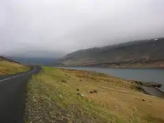 le long de la route 47 autour de Hvalfjörður en Islande.