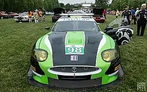 Une Jaguar XKR GT2 de 2010, présentée au concours d'élégance d'Ault Park (en) à Cincinnati (Ohio) en 2014.