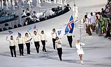 Photographie de l'entrée de la délégation islandaise lors de la cérémonie d'ouverture.