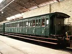 Une voiture de 3e classe préservée par l'AMTF au train 1900 à Rodange (LU).