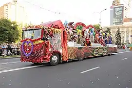 Plateau carnaval, 3 essieux (Ukraine).