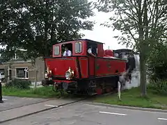 La locomotive 3 "Bison" tire un train entre Goes et Hoedekenskerke.
