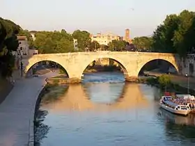 Image illustrative de l’article Pont Cestius