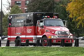 Camion de l'unité des secours nautique.