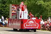 Char de la caravane Banette du tour de France.