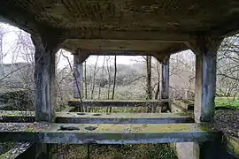 L'intérieur du même bâtiment.