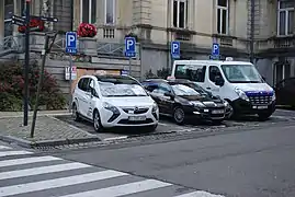 Trois taxis à Spa.