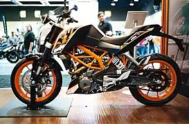 KTM Duke 390 (2015).