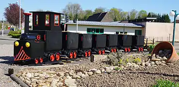 Autre train au square du Souvenir français et de la Résistance.