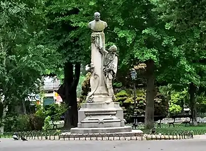 : Monument à Jules Émile Planchon (1893), Montpellier, square Planchon.