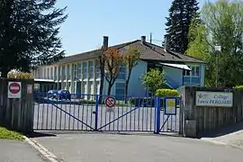 Le collège Louis-Pergaud.