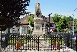 Monument aux morts.