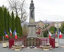 Monument pyramidale.