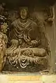 Buddha faisant le geste de l'enseignement, dharmacakra-mudrā. Terre séchée. Stupa 26 de Tapé-Shotor, Hadda en 1976 (détruit)
