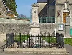 Le monument aux morts.