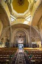 Intérieur de l'église Saint-Julien de Domfront (1926).