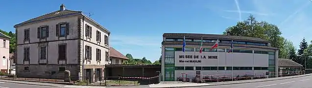 Le musée et la maison du docteur Maulini avant les travaux d'agrandissement.