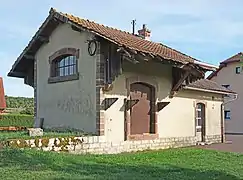 Vue opposée de l'ancienne gare.