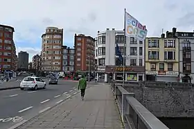 Vue des rues Puits-en-Sock et Louis Jamme depuis le pont d'Amercœur