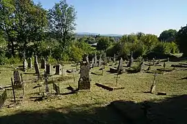 Le vieux cimetière.