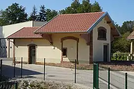 L'ancienne gare des chemins de fer vicinaux de la Haute-Saône.