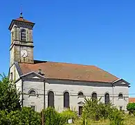 Vue latérale de l'église.