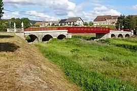 Le pont sur l'Ognon.