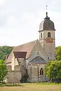 Vue du chevet et du clocher.