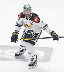 Description de l'image 2022-02-27 Eisbären Berlin gegen Krefeld Pinguine (Deutsche Eishockey-Liga 2021-22) by Sandro Halank–080.jpg.