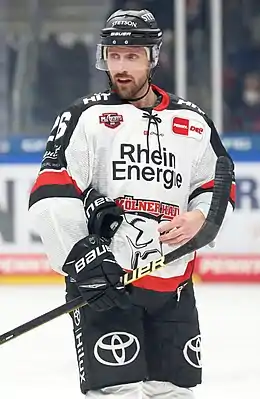 Description de l'image 2022-04-10 Eisbären Berlin gegen Kölner Haie (Deutsche Eishockey-Liga 2021-22, Playoff-Viertelfinale) by Sandro Halank–034.jpg.