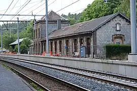 Gare de Poix-St-Hubert, rénovation du quai no 1 (18 juin 2023).